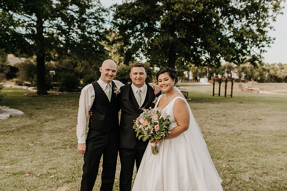 Shane + Avisa