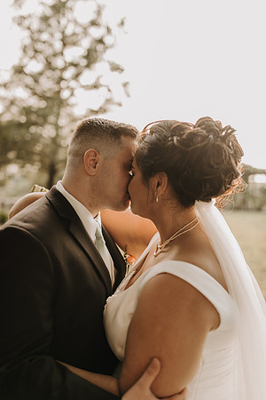 Shane + Avisa