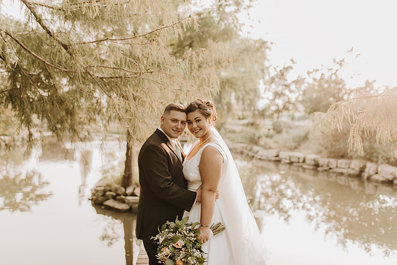 Shane + Avisa