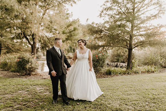Shane + Avisa