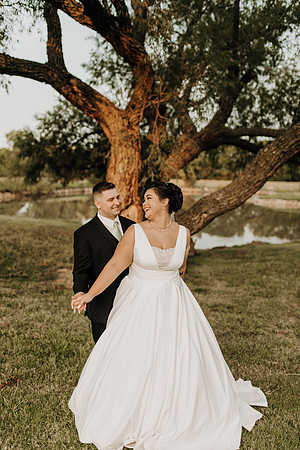 Shane + Avisa
