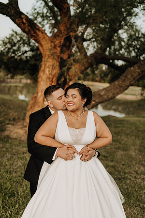 Shane + Avisa