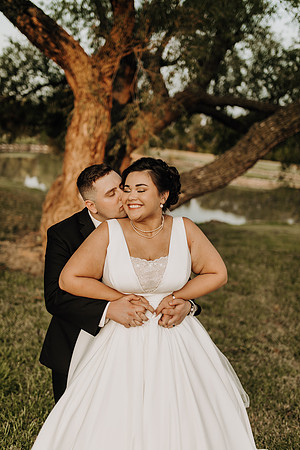 Shane + Avisa