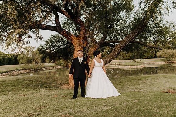 Shane + Avisa