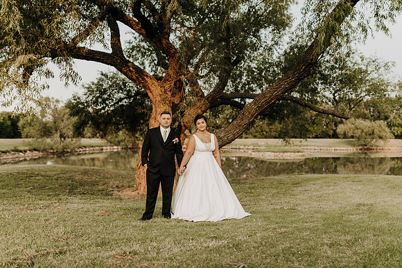Shane + Avisa