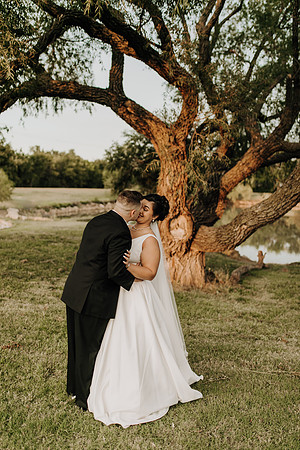 Shane + Avisa