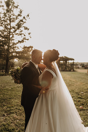 Shane + Avisa