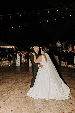 Shane + Avisa