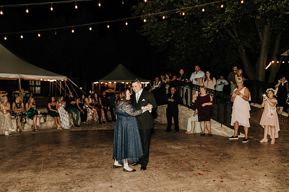 Shane + Avisa
