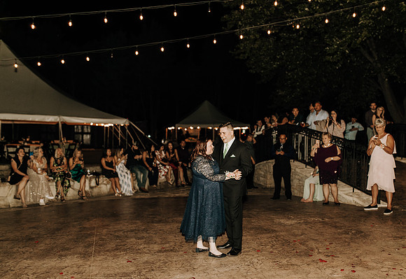 Shane + Avisa