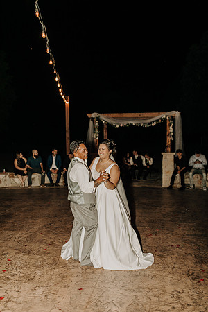 Shane + Avisa