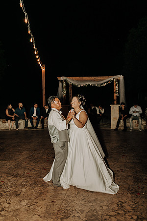 Shane + Avisa