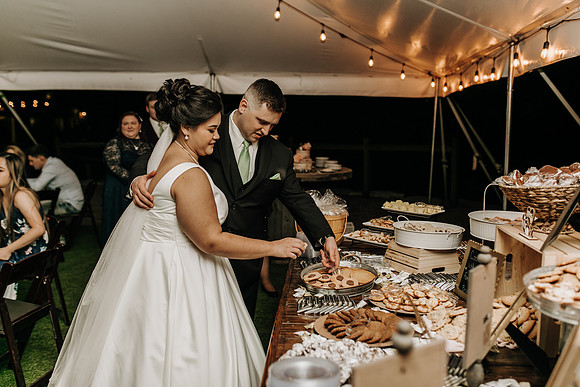 Shane + Avisa