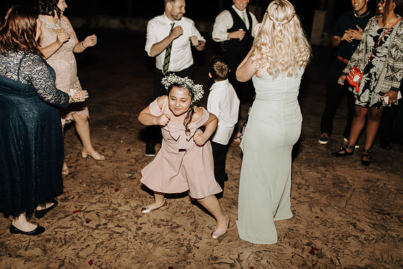 Shane + Avisa