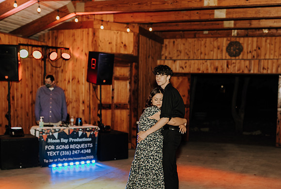 Shane + Avisa